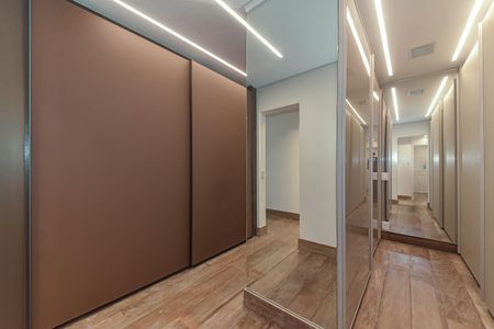 Apartamento à venda com 485m², 3 quartos e 5 vagasSuite 1 - Closet