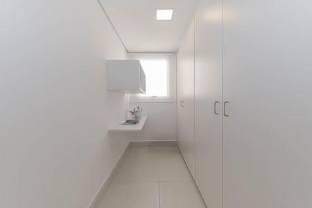 Apartamento à venda com 485m², 3 quartos e 5 vagasLavanderia - Quarto