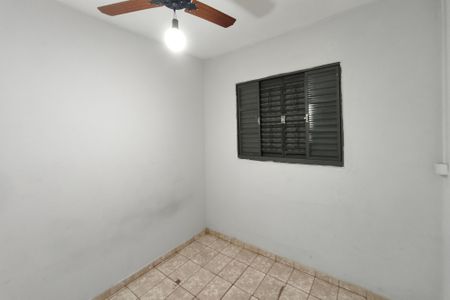 Casa à venda com 100m², 3 quartos e 2 vagas Casa à venda com 100m², 3 quartos e 2 vagasQuarto 1