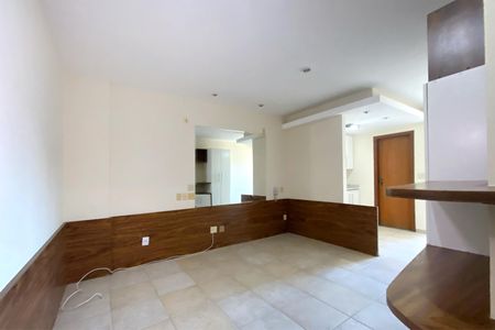 Sala de kitnet/studio para alugar com 1 quarto, 35m² em Centro, Belo Horizonte