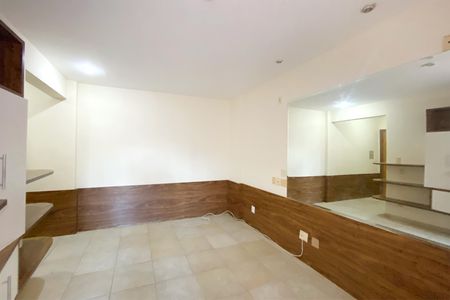 Sala de kitnet/studio para alugar com 1 quarto, 35m² em Centro, Belo Horizonte