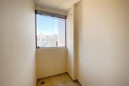 Varanda da Sala de kitnet/studio para alugar com 1 quarto, 35m² em Centro, Belo Horizonte
