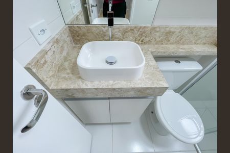 Apartamento à venda com 57m², 2 quartos e 2 vagasBanheiro