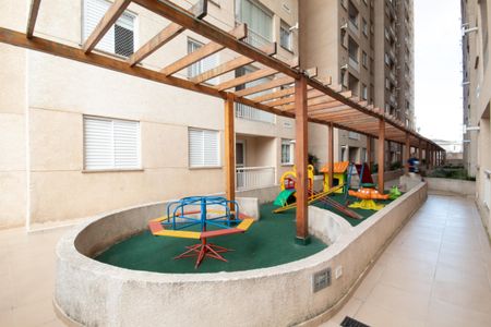 Apartamento à venda com 57m², 2 quartos e 2 vagasÁrea comum - Playground