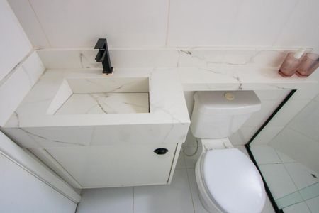 Apartamento à venda com 105m², 2 quartos e 2 vagas Apartamento à venda com 105m², 2 quartos e 2 vagasBanheiro social