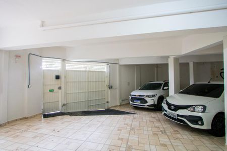 Apartamento à venda com 105m², 2 quartos e 2 vagas Apartamento à venda com 105m², 2 quartos e 2 vagasGaragem