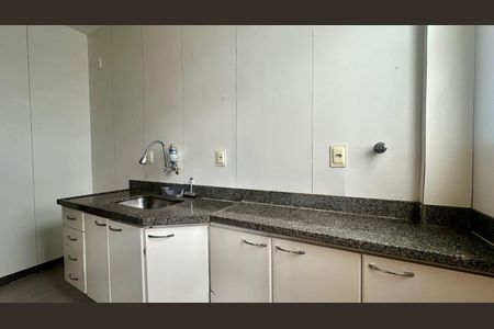 Apartamento para alugar com 90m², 3 quartos e 2 vagasCozinha 