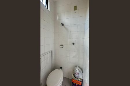 Apartamento para alugar com 90m², 3 quartos e 2 vagasBanheiro de serviço 