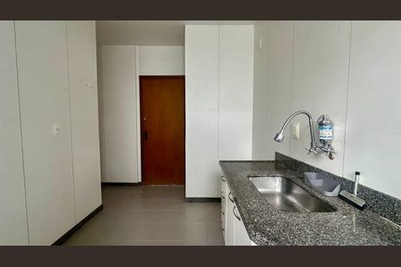 Apartamento para alugar com 90m², 3 quartos e 2 vagasCozinha 