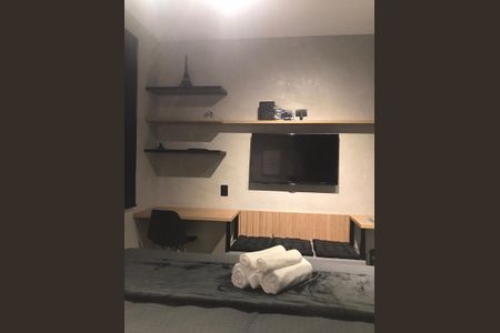 Sala / Quarto de apartamento para alugar com 1 quarto, 24m² em Vila Clementino, São Paulo