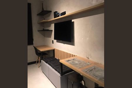 Sala / Quarto de apartamento para alugar com 1 quarto, 24m² em Vila Clementino, São Paulo