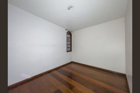Casa para alugar com 225m², 4 quartos e sem vagaQuarto 2