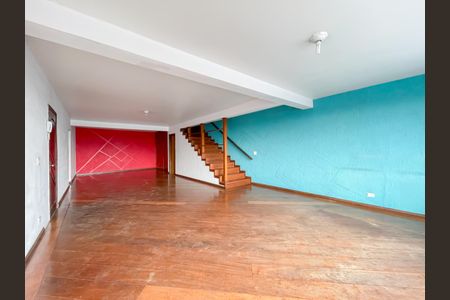 Casa para alugar com 225m², 4 quartos e sem vagaSala