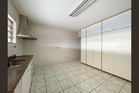 Casa para alugar com 225m², 4 quartos e sem vagaCozinha