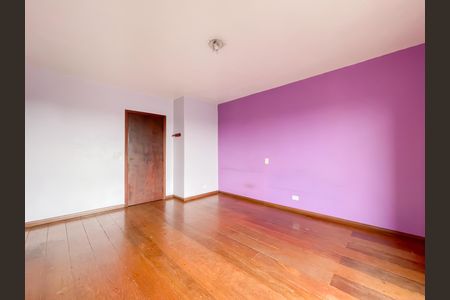 Casa para alugar com 225m², 4 quartos e sem vagaSuíte