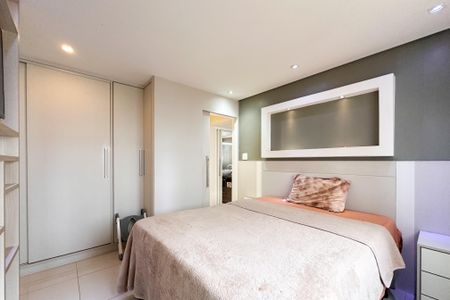 Apartamento à venda com 107m², 2 quartos e 2 vagasSuíte 