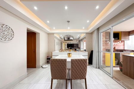 Apartamento à venda com 107m², 2 quartos e 2 vagasSala