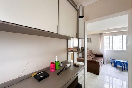 Apartamento à venda com 107m², 2 quartos e 2 vagasEscritório