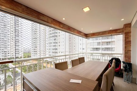 Apartamento à venda com 107m², 2 quartos e 2 vagasSacada