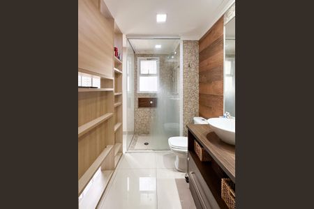 Apartamento à venda com 107m², 2 quartos e 2 vagasBanheiro da Suíte