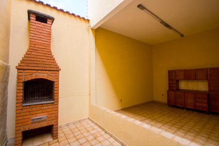 Casa à venda com 154m², 2 quartos e 3 vagasQuintal