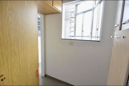Apartamento para alugar com 65m², 2 quartos e sem vaga Apartamento para alugar com 65m², 2 quartos e sem vagaQuarto de Serviço
