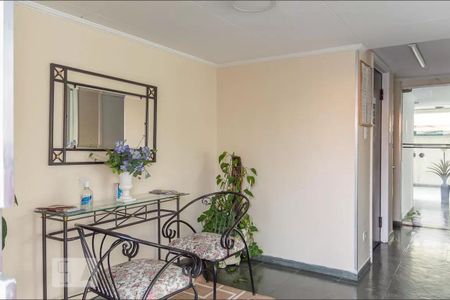 Apartamento à venda com 62m², 2 quartos e 1 vagaÁrea comum -Hall de entrada 