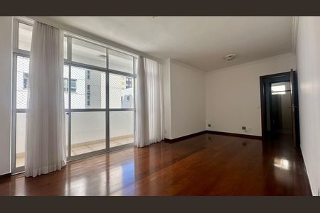 Sala  de apartamento para alugar com 3 quartos, 95m² em Buritis, Belo Horizonte