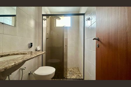 Apartamento para alugar com 95m², 3 quartos e 1 vagaBanheiro 