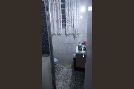 Casa de condomínio à venda com 137m², 3 quartos e 1 vaga Casa de condomínio à venda com 137m², 3 quartos e 1 vagaBanheiro