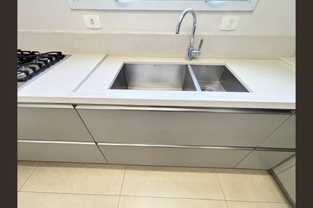 Apartamento à venda com 124m², 2 quartos e 3 vagasCozinha