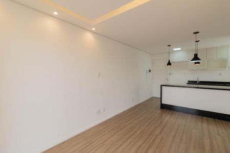 Sala de apartamento para alugar com 2 quartos, 57m² em Vila Moreira, Guarulhos