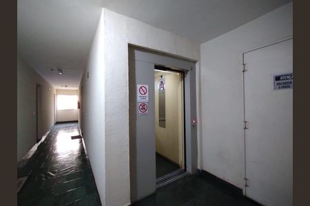 Studio para alugar com 35m², 1 quarto e 1 vagaElevador