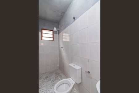 Banheiro de casa para alugar com 1 quarto, 50m² em Jardim Fernandes, São Paulo