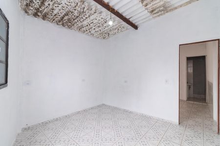 Quarto de casa para alugar com 1 quarto, 50m² em Jardim Fernandes, São Paulo