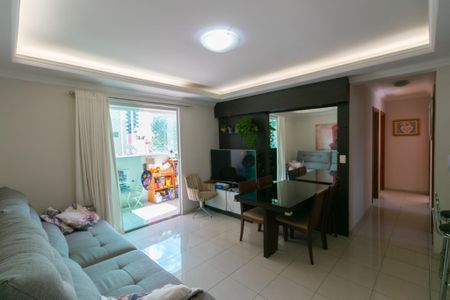 Apartamento à venda com 3 quartos, 110m² em Itamarati, Belo Horizonte