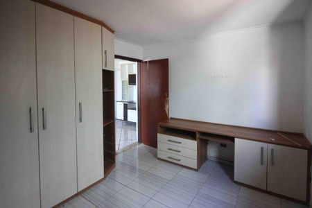 Casa para alugar com 120m², 3 quartos e 2 vagas