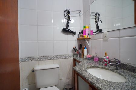 Apartamento à venda com 85m², 3 quartos e 1 vagaBanheiro suíte 