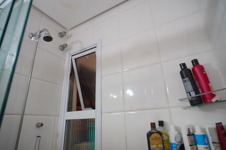 Apartamento à venda com 85m², 3 quartos e 1 vagaBanheiro suíte 