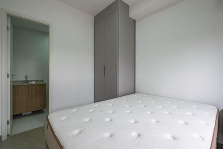 Suíte de apartamento para alugar com 1 quarto, 24m² em Pinheiros, São Paulo