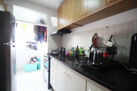 Apartamento à venda com 75m², 3 quartos e 2 vagasCozinha - Armários