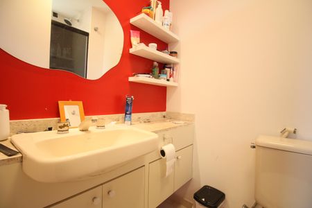 Apartamento à venda com 75m², 3 quartos e 2 vagasBanheiro Suíte 