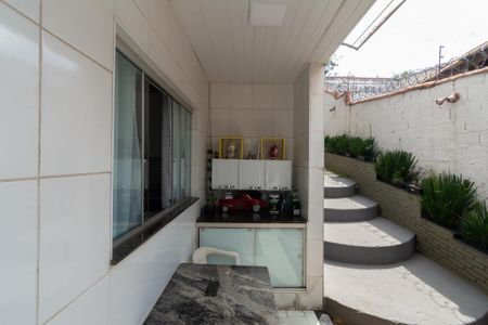 Casa à venda com 225m², 3 quartos e 4 vagasÁrea comum