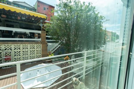 Casa à venda com 225m², 3 quartos e 4 vagasVaranda da Suíte