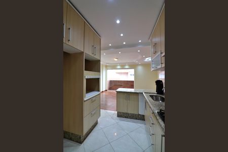 Apartamento para alugar com 85m², 3 quartos e 1 vagaCozinha 