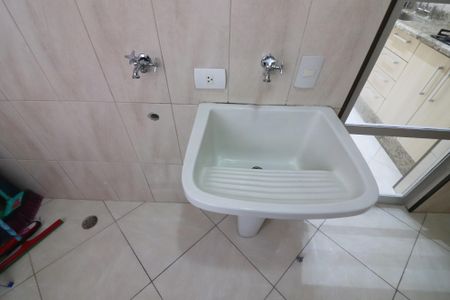 Apartamento para alugar com 85m², 3 quartos e 1 vagaÁrea de Serviço