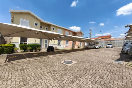 Casa de condomínio à venda com 104m², 3 quartos e 2 vagas Casa de condomínio à venda com 104m², 3 quartos e 2 vagasÁrea comum - Garagem