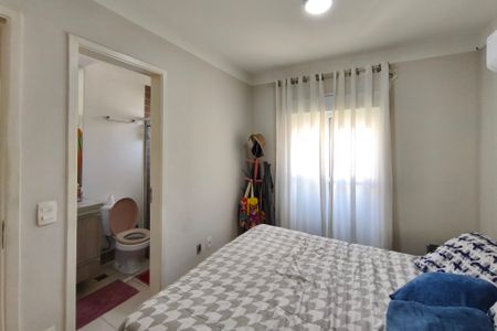 Casa de condomínio à venda com 104m², 3 quartos e 2 vagas Casa de condomínio à venda com 104m², 3 quartos e 2 vagasQuarto Suíte
