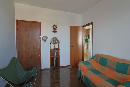 Apartamento à venda com 3 quartos, 96m² em João Pinheiro, Belo Horizonte