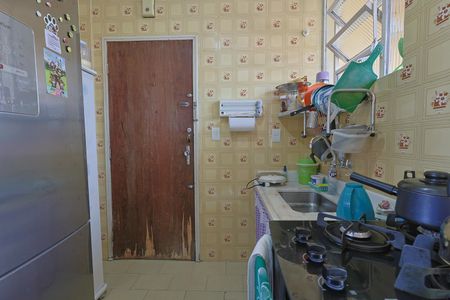 Apartamento à venda com 3 quartos, 96m² em João Pinheiro, Belo Horizonte